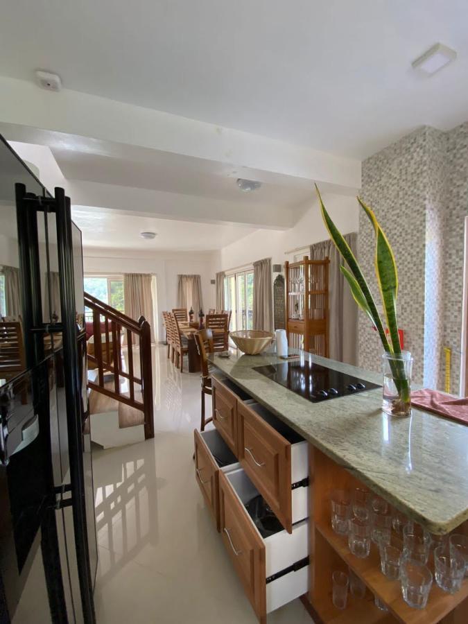 South Hill Villa آنس رويال المظهر الخارجي الصورة